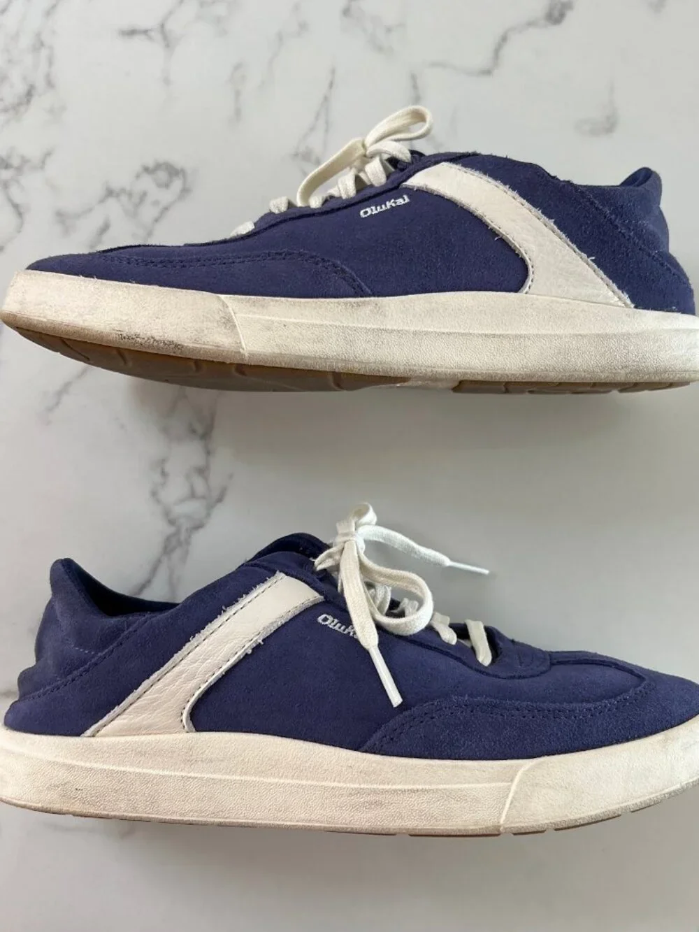 OluKai Ha'upu Court Sneaker - Navy / Off-White - Size 6.5